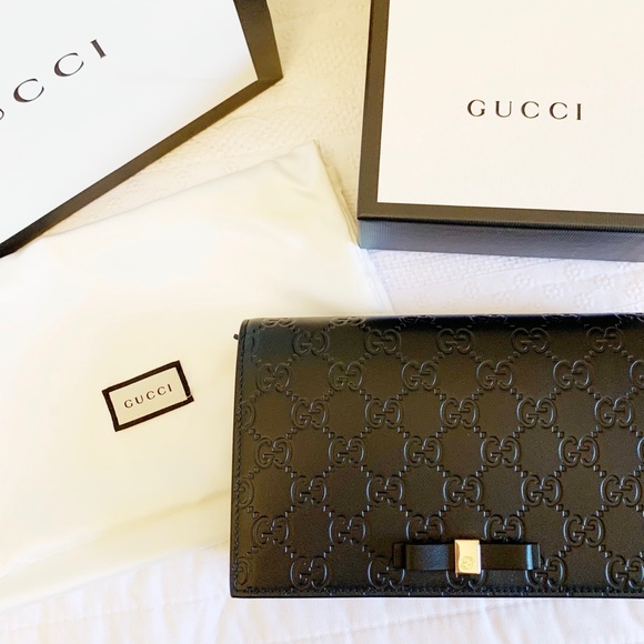 Gucci Handbags - Gucci Guccissima Wallet on Chain
